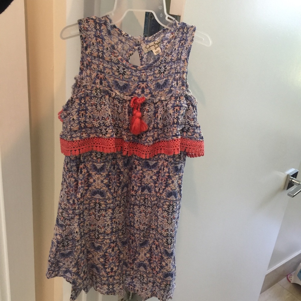 Jessica Simpsons Girls 5T cold shoulder dress